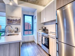 Modern Apt In Kendall Square