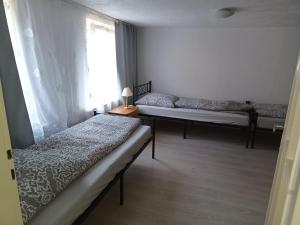 OCTOPUS-1 Monteurwohnung in Zentrum! 2-zkb in 1og