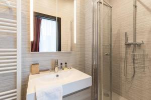 Republique Bastille Chic & Design Apartment 6P 2BR