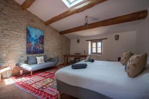 Villas Grande maison de charme au coeur de Goult : photos des chambres