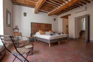 Villas Grande maison de charme au coeur de Goult : photos des chambres