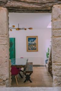 Grande maison de charme au coeur de Goult