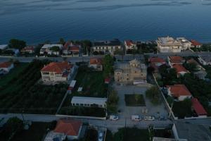 Auxo, Holiday apartments & suites on the sea