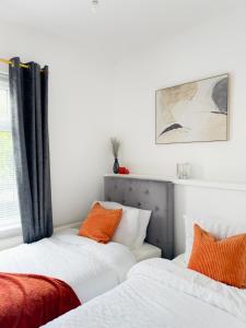 Charming Worsley Home with parking