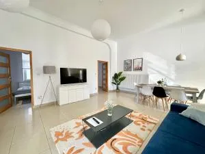 Komfortowy apartament z tarasem w pobliżu jeziora i Gór Sowich - 杰尔若纽夫