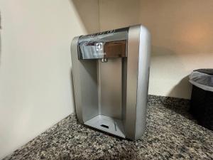 Apto 3 quartos grande a 50m do Mar AH113