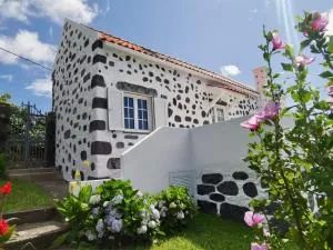 Vivenda Flores - Casa Hortensia - Lomba