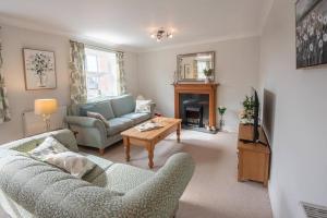 Modern 2-Bed Flat in Tavistock Centre