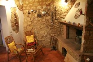 Dago House between hill and sea in tuscany