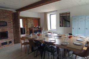 Maisons de vacances Gite 24 Personnes : photos des chambres