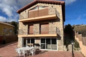 AT La Solanilla a 1 h de Madrid - Navalespino