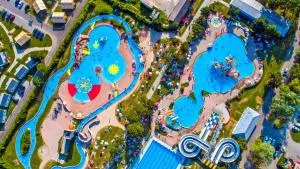 特尔姆查特什快乐移动之家露营地 - 卡特兹奥布萨维