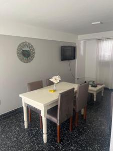 Departamento Centrico Pellegrini y Caseros