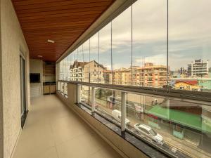 061 - Apartamento 2 dormitórios em Bombas