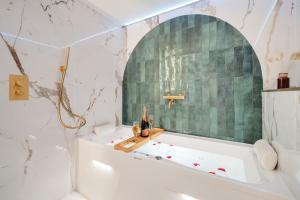 Cinema Room haut de gamme avec balnéothérapie