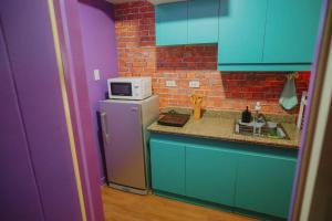 The One with Purple Apartment