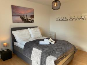 Sonniges Apartment, W-lan, Parkplatz, Autobahnnah, S-Bahn , Messe