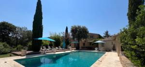 Maisons de vacances Villa Maya Large villa and amazing pool in Luberon : photos des chambres