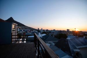 Sea Point Open, Large & Romantic 1 Bed Apt