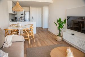 Depto Patricia 304 - Depto Zona Güemes Edificio Maires Urbano Para 3 PAX Con Cochera - Hola Sur