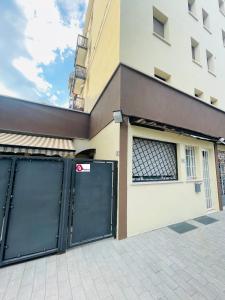 Santa Viola House - By AyDesHouse