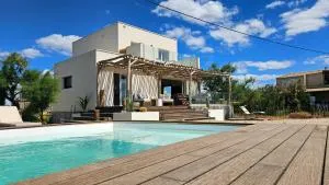 Unique en front de mer! Villa Astrea et sa piscine - 维克拉加尔迪奥勒