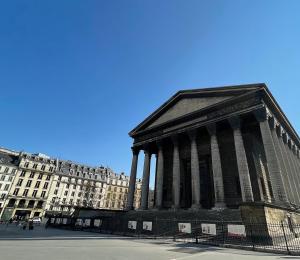 Le Loft Bleu La Madeleine - un mini loft design et très central