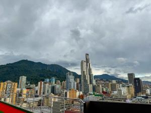 ApartaSuite con la mejor vista en Centro Internacional Bogotá