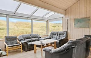 Nice Home In Harboøre With Kitchen