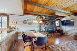 Whispering Pines Lakehouse