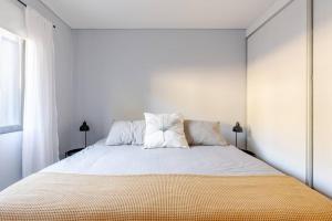 Bello apartamento con parque, cálido y acogedor