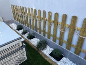 Atico Cué, Parking gratuito