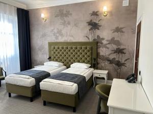 Oficerski Yacht Club