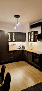 Zz Apartment Silk District