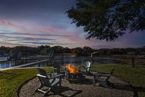 Lakefront Home with Dock in Mabank Near Golfing! - Trinidad