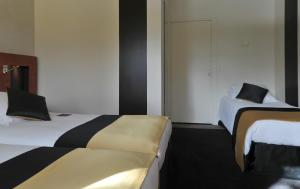 Hotels Mercure Maurepas Saint Quentin : Chambre Triple Standard