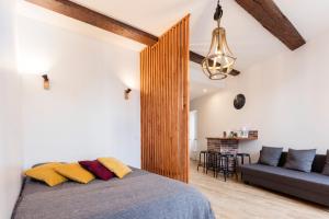 NATIONALE 2 - St Charles - Réformés - Vieux Port