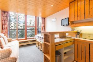 Résidence Alliet - Charmant duplex mezzanine 67 personnes MAE-4934