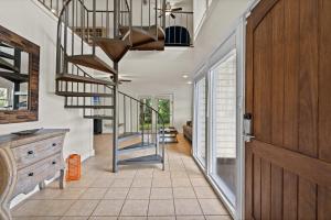 Sunny Daze Beach House