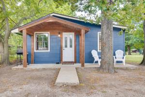 Half-Mi to Marina Pet-Friendly Disney Home