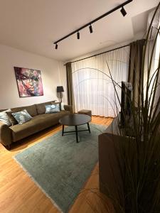 A 207-Fruske Residence