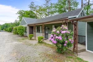 2 Bedroom Rental on Squam Lake (Unit 4)