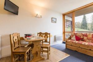 Résidence Grand Arbois - Studio 4 personnes centre station MAE-6034