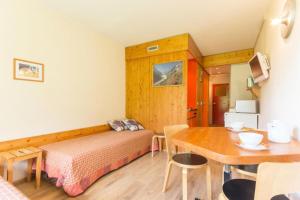 Résidence Grand Arbois - Studio 4 personnes centre station MAE-6044