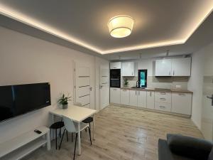 Villa Kryspinów K&J