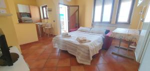 Apartment near the airport station and city centre