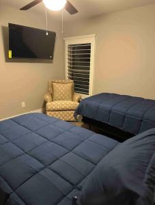 Ds Cozy duplex for four in gated community