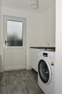 Perfect for contractors, TVs in every bedroom