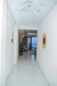 THE NEST, Oceanfront Serviced Apartment in Nyali - with Panoramic Ocean view