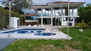 Chalet Albalua - Murillo